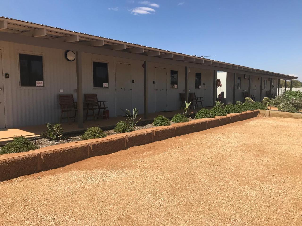 Norwesta Lifestyle Park Hotel Carnarvon Exterior foto